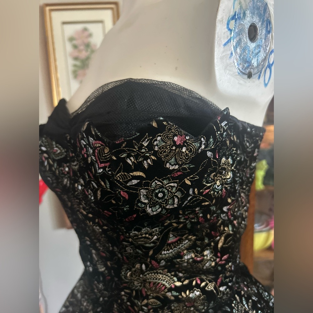 Strapless Black Floral Embroidered Peplum Dress - Picture 12 of 16